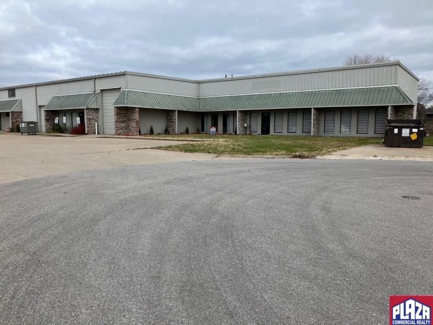 2000-06 Corporate Place Columbia, MO 65202